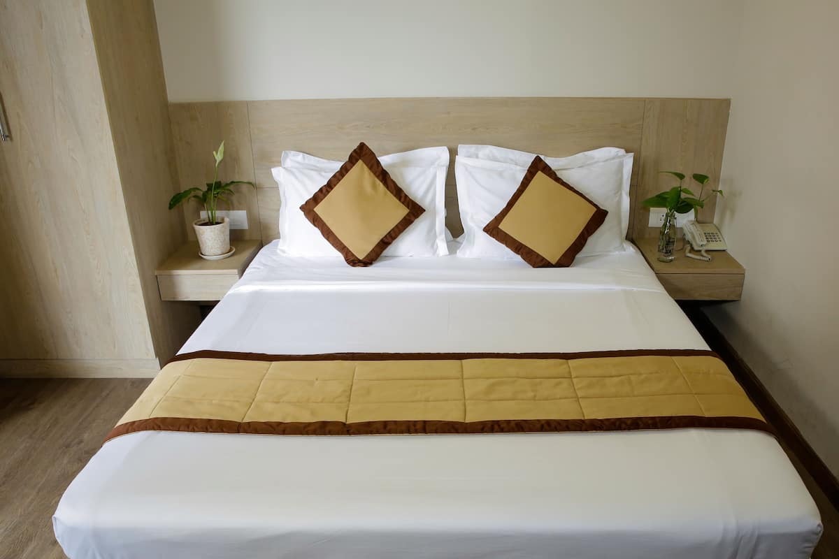 1 kamar tidur dan didekorasi berbeda-beda