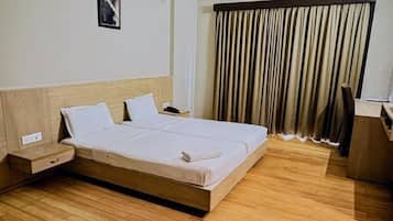 Executive Double Room, City View