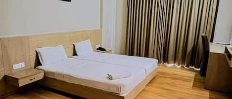 1 bedroom, Egyptian cotton sheets, premium bedding