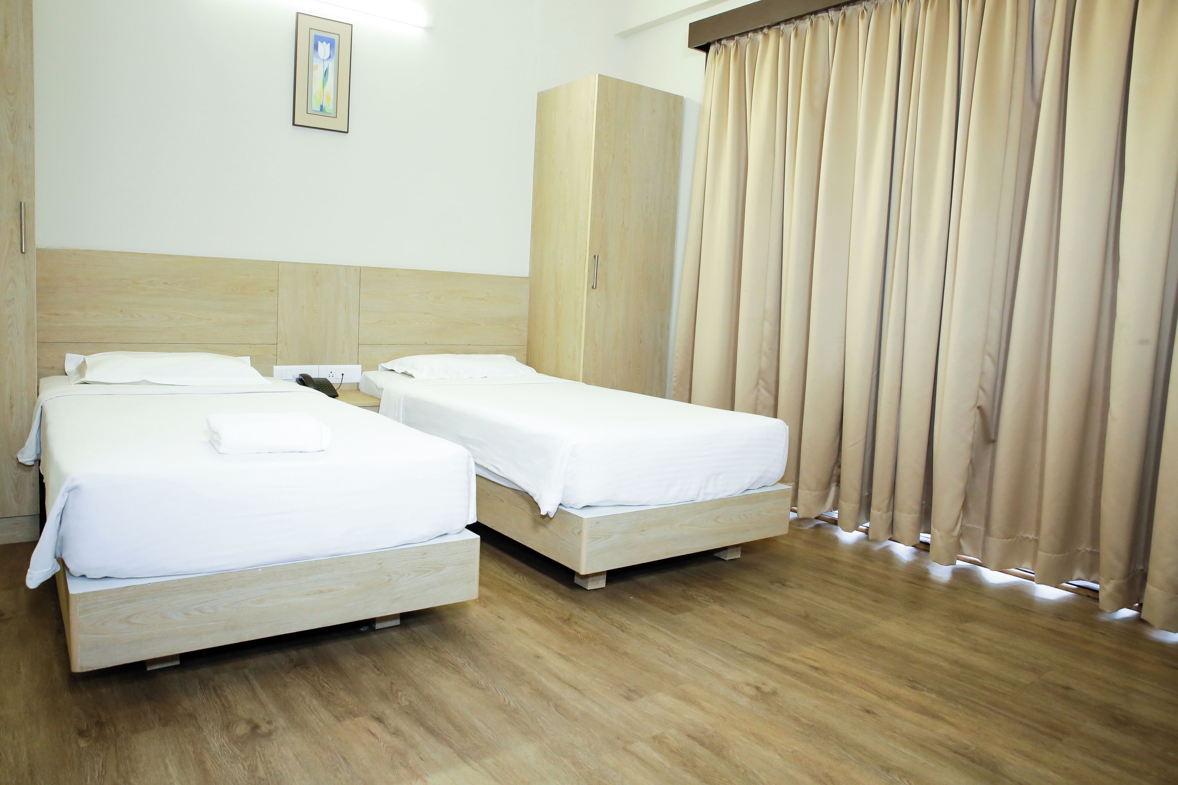 Executive Twin Room, City View