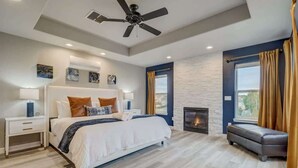 Unclassified image, 5 of 122, button - Mystique Villa! Gym, Pool Table, BBQ (Colorado Springs)