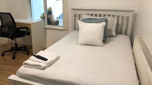 2 sovrum, strykjärn/strykbräda, wi-fi och sängkläder