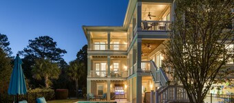 Beach Access & Pool, 1-Min Walk | Sweetbay by AvantStay