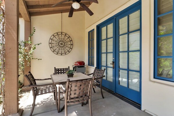 Outdoor dining