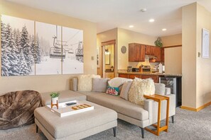 صورة غير مصنفة، 2 من 26، زرّ