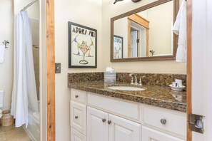 مجففات شعر، مناشف