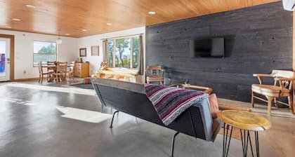 Stardust Homestead - Joshua Tree