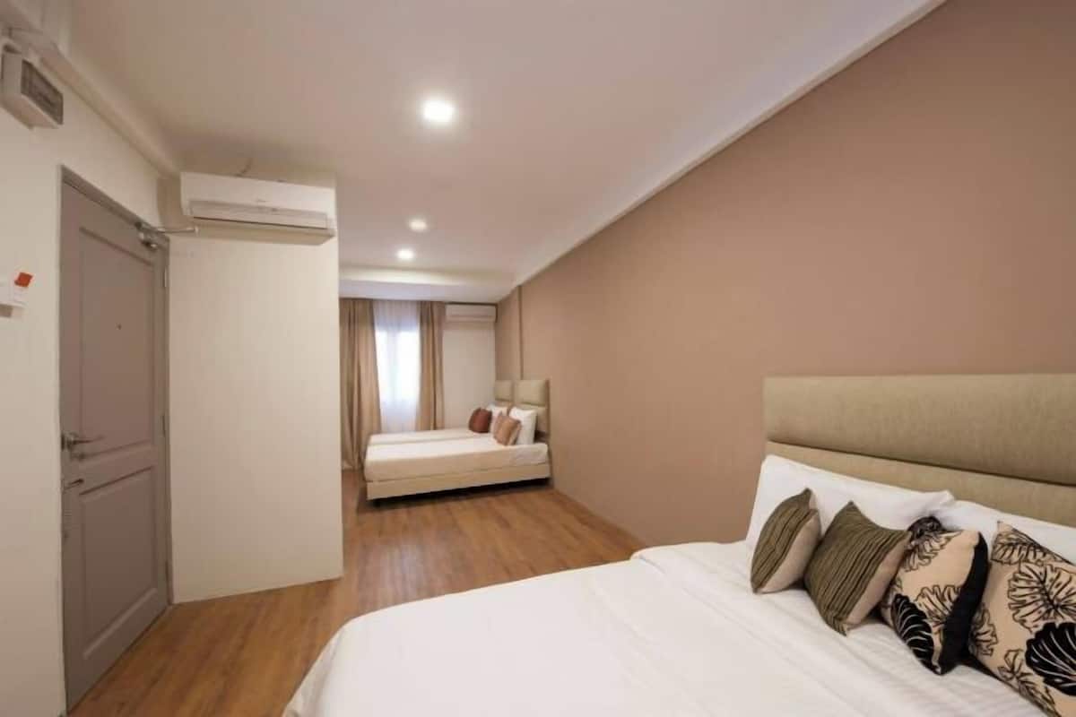 1 slaapkamer, een kluis op de kamer, geluiddichte muren