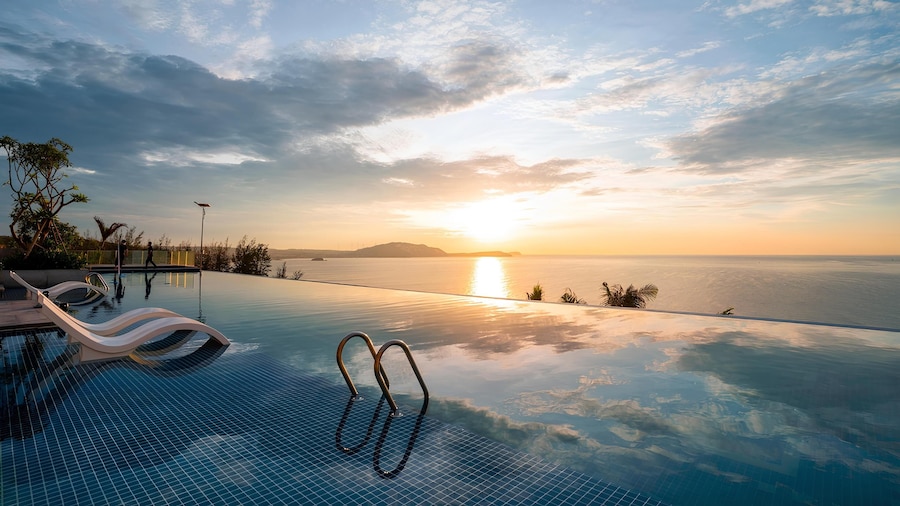 Sunrise Oceanfront Mui Ne - V Ruby