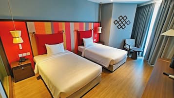 Deluxe Twin Room, Beach View | Premium bedding, in-room safe, individually decorated
