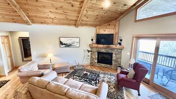 Téléviseur, foyer, jeux vidéo