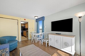 TV - Oceanfront King Suite, Free Breakfast, 9th Floor (Myrtle Beach)