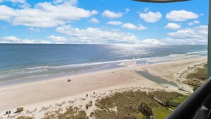 På stranden