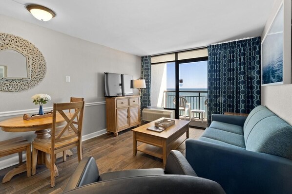 TV - Beachy Oceanfront Ste with Breakfast 14th Flr (Myrtle Beach)