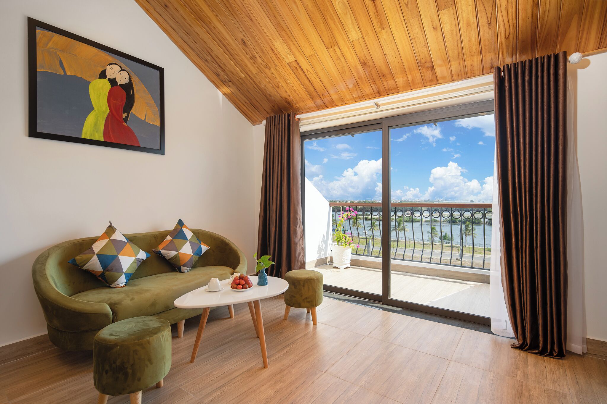 Bộ đồ giường cao cấp, nệm có lớp đệm bông, trang trí khác biệt 