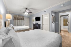 5 bedrooms, internet, bed sheets - Golf or Beach Getaway in an Oceanfront 5 Bedroom (North Myrtle Beach)