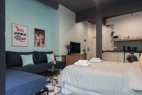 1 bedroom, iron/ironing board, WiFi, bed sheets