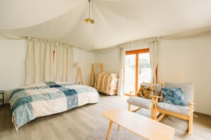 1 bedroom, desk, free WiFi, bed sheets - Glamping Safari tent Regular plan with 1 nig / Ito Shizuoka (Ito)