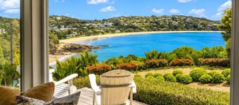Smiths Cottage - Adults Only Bay View Retreat