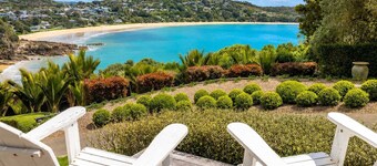 Smiths Cottage - Adults Only Bay View Retreat
