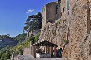 Exterior - "Civita di Bagnoregio" Palazzo Granaroli (Bagnoregio)