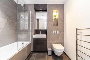 Bathroom - Fancy Flat in Woolwich (London)