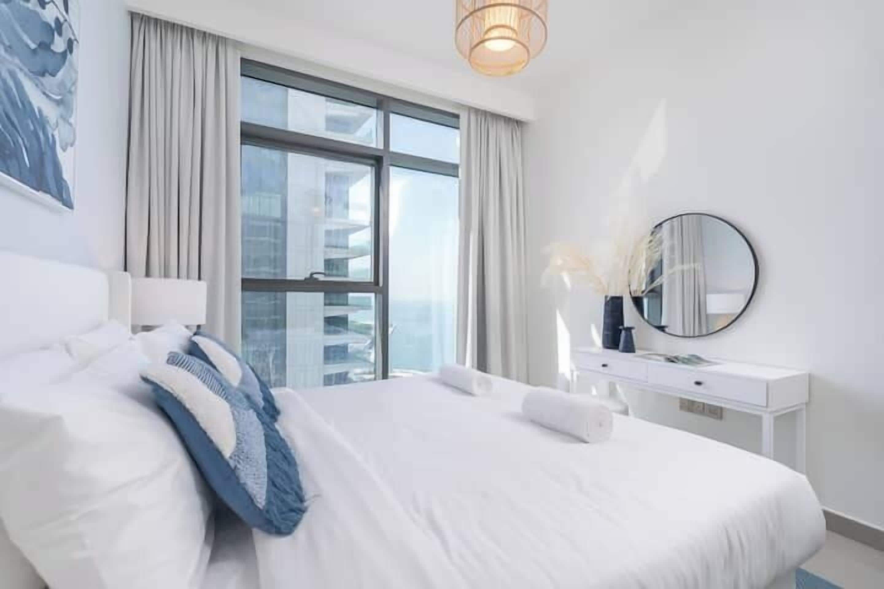 Luxury Apartment | 1 bedroom, iron/ironing board, free WiFi