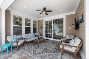 Interior - 4-Bedroom Vacation Home: Oasis with Private Pool (North Myrtle Beach)