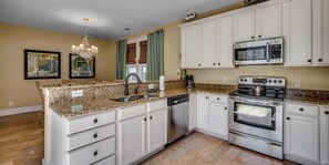 Fridge, microwave, oven, stovetop - Relax in Comfort in Our Spacious Home Sleeps 8 (North Myrtle Beach)