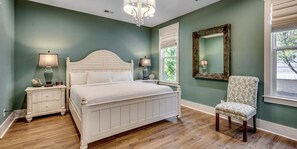 3 bedrooms, Internet, bed sheets - Relax in Comfort in Our Spacious Home Sleeps 8 (North Myrtle Beach)