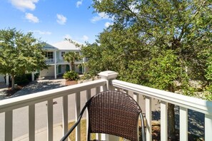 Property grounds - Private Balcony Retreat: 1 Bdrm Carriage Home (North Myrtle Beach)