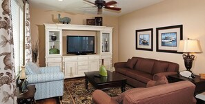 Living area - Exquisite Three-Bedroom Home with Ample Space for 8 Guests – Unwind in Luxury! (North Myrtle Beach)