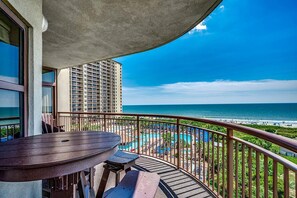Outdoor dining - A Secluded Getaway: Oceanfront 4 Bedroom Condo (North Myrtle Beach)