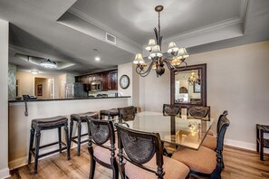 Dining - Unwind in Luxury : Oceanfront 4 Bedroom Condo (North Myrtle Beach)