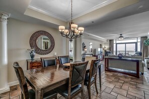 Dining - Indigo Tower Paradise: 4 Bedroom Oceanfront Escape (North Myrtle Beach)