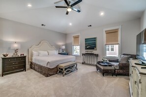 4 bedrooms, Internet, bed sheets - Coastal Dream: 4 Bdrm Vacation Home with Pool (North Myrtle Beach)