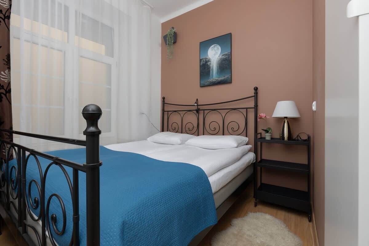 1 Schlafzimmer, Schreibtisch, Bügeleisen/Bügelbrett, WLAN