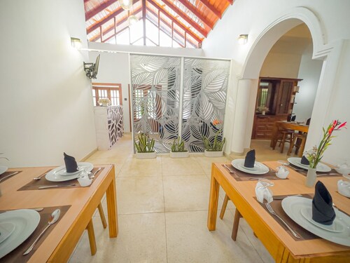 Omenco Hotel Nuwaraeliya