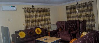 Full Bungalow Apartment at a Peaceful Location