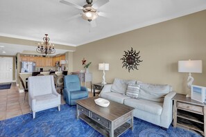 TV - Crystal Shores West 706 by Liquid Life (Gulf Shores)