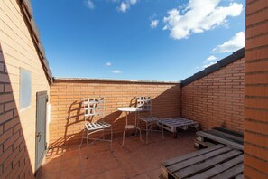 Terrace/patio - Large duplex with all amenities. (Soria)