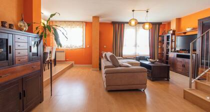 Large duplex with all amenities.