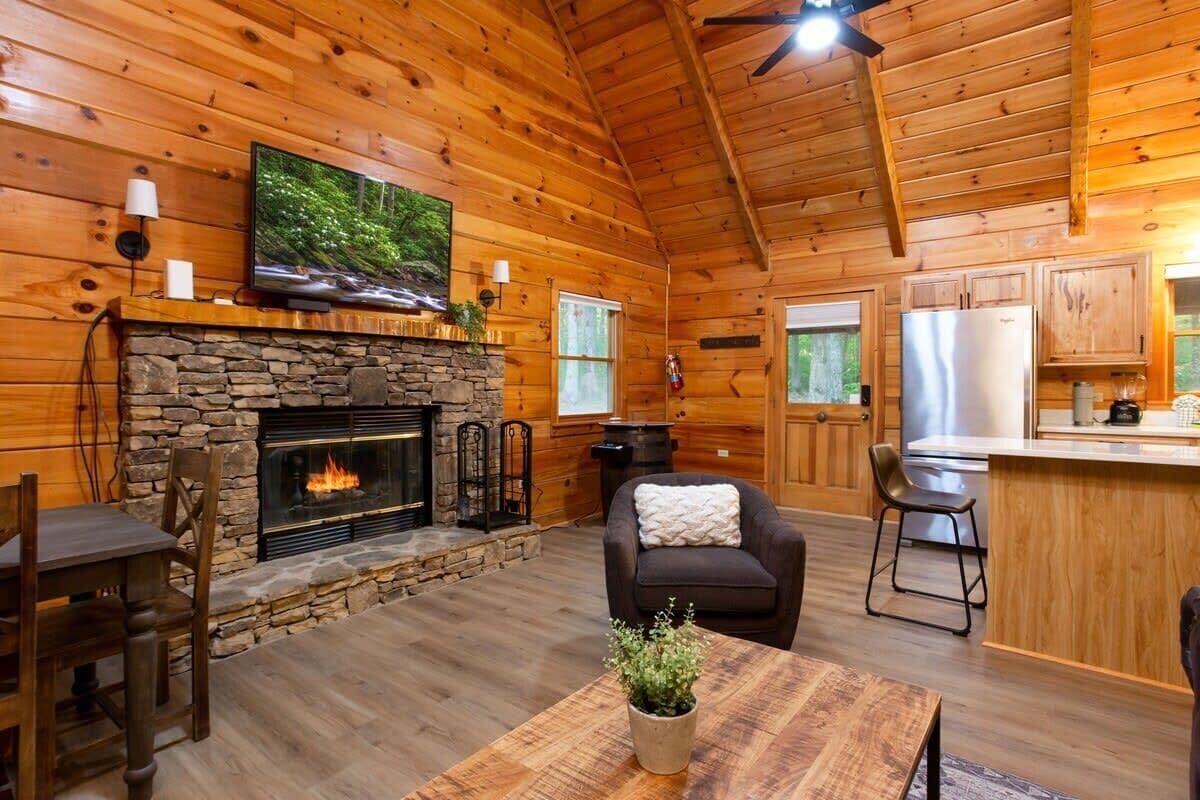 TV, fireplace, offices