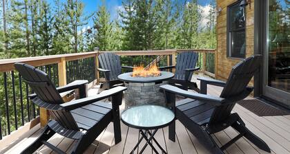 Grandview Chalet - Modern & Luxurious Mountain Retreat with Panoramic Views