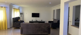 Trassaco Valley 5 Bedrooms mansion