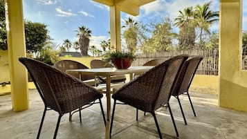 Vila, 2 kamar tidur | Tempat makan outdoor