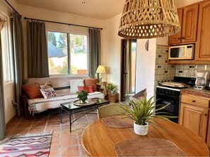 Villa, 1 chambre | Restauration