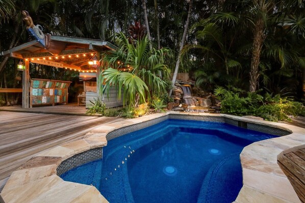 House, 2 Bedrooms | Pool