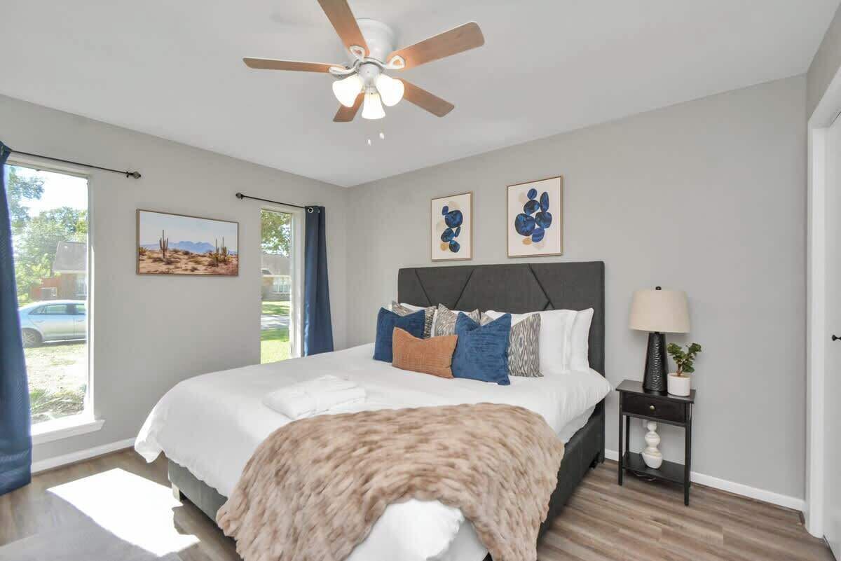 4 Schlafzimmer, Bügeleisen/Bügelbrett, WLAN, Bettwäsche