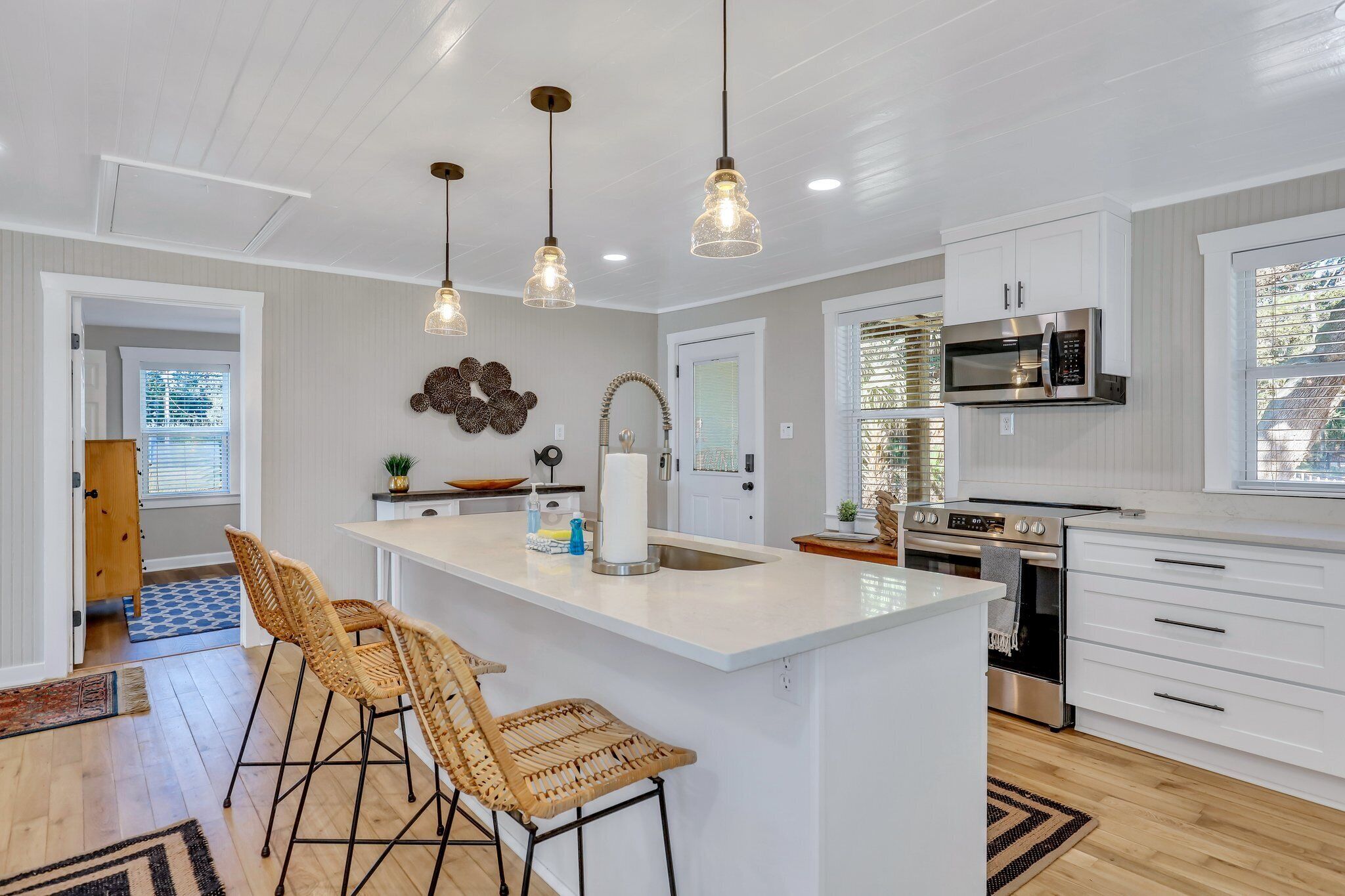 雪櫃、微波爐、焗爐、爐具